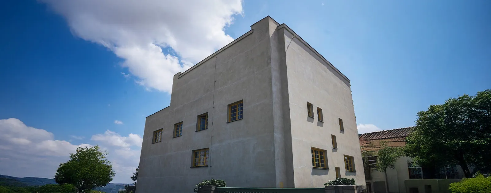 How Cement Quality Impacts Building Safety and Lifespan: Why AmritCem Stands Out